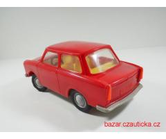 TRABANT (1)